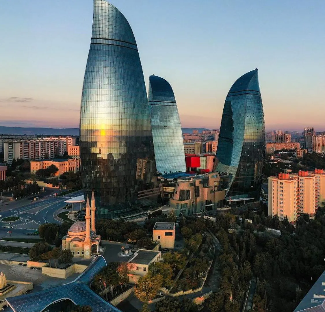Family Hotel Grand Mirror  Baku